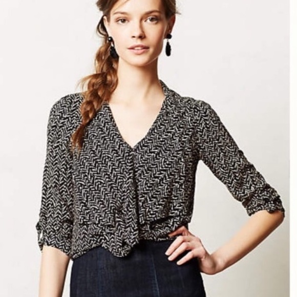 Anthropologie Tops - ANTHROPOLOGIE Tylho Mireia Ruffle Printed Blouse